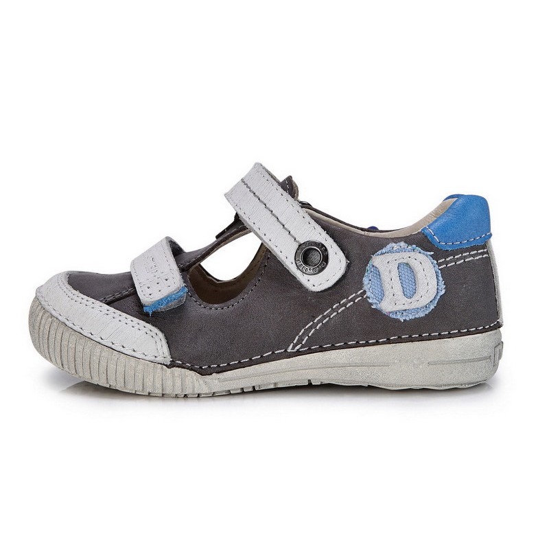 Semi-open shoes for boys 25-30 s.